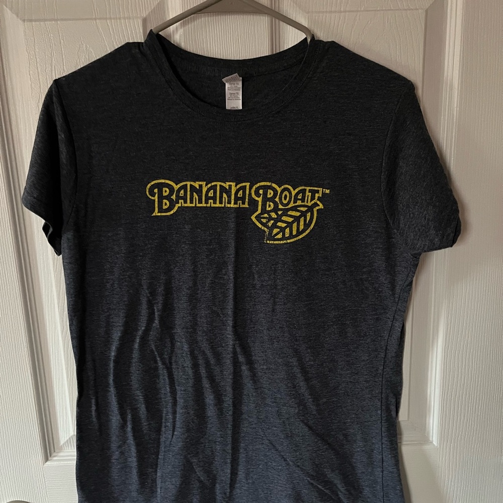 Gildan Softstyle Banana Boat Tee